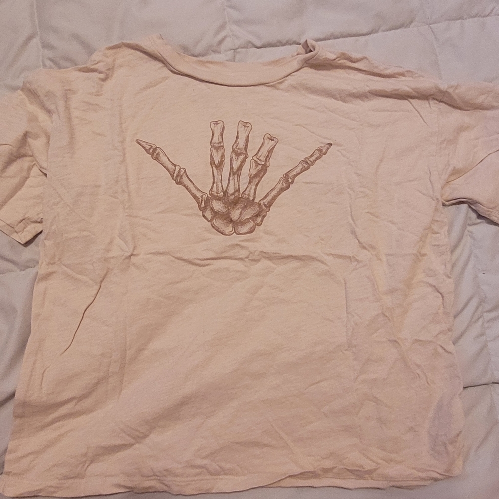 $10 off $60 ⭐️  Aerican Eagle Women's Skeleton Hand Graphic T-Shirt